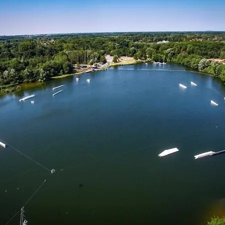 Casa de Férias Comfortable House G00gle-shape- Chievres Air Base Saint-Ghislain