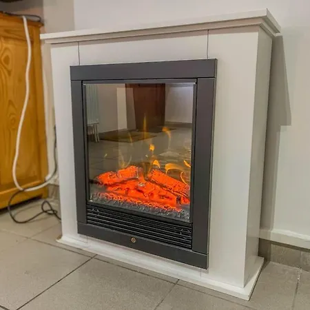 Casa de Férias Comfortable House G00gle-shape- Chievres Air Base